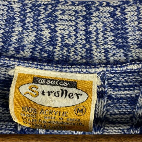 WOOLCO Stroller Vintage V Neck Cardigan in Size Medium - Picture 2 of 4
